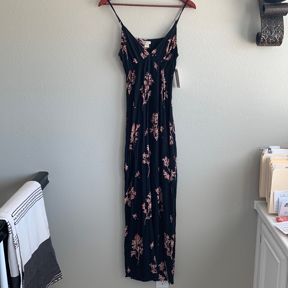 Billabong size small spaghetti strap sundress